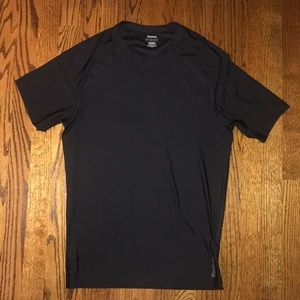 Reebock PlayDry short-sleeves Large Black fitted